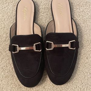 Black Mule Shoe
